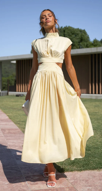 Sascha Jurk Cut-Out Taille